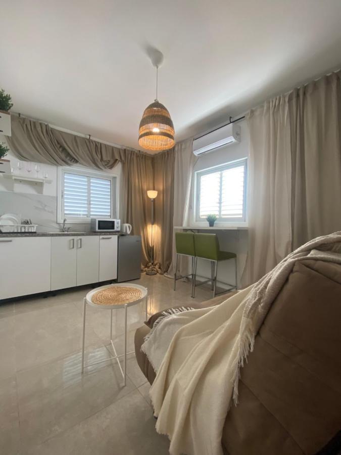 Apartment Oskar Beach 바트얌 외부 사진