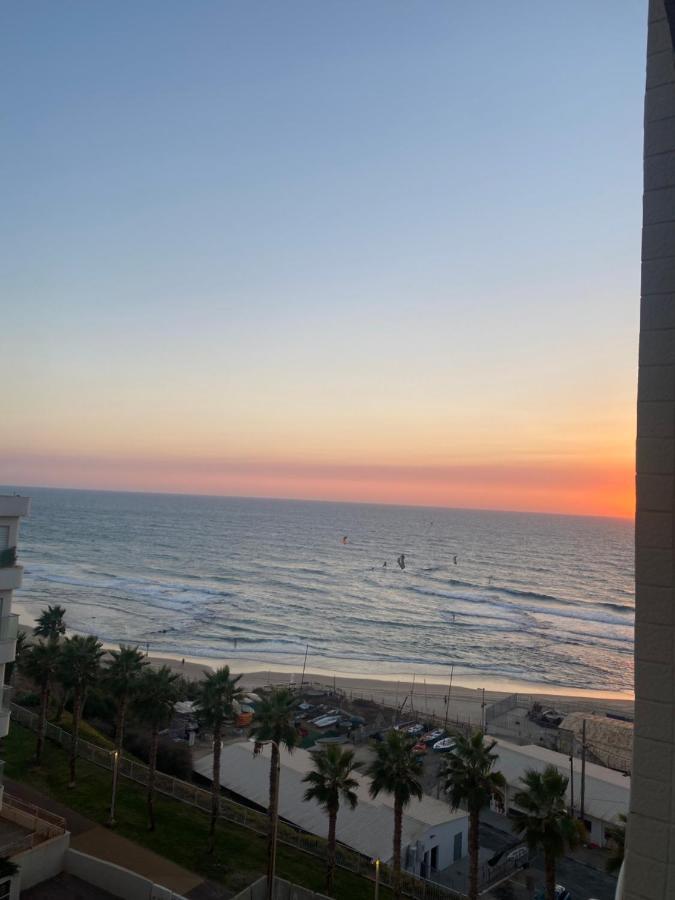Apartment Oskar Beach 바트얌 외부 사진
