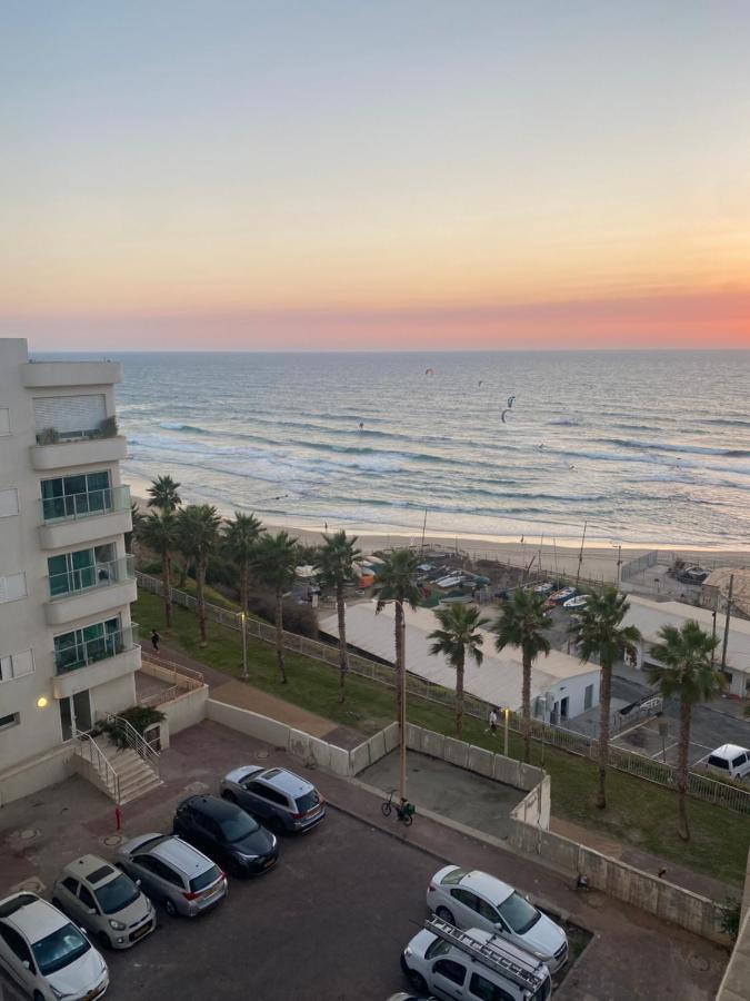 Apartment Oskar Beach 바트얌 외부 사진