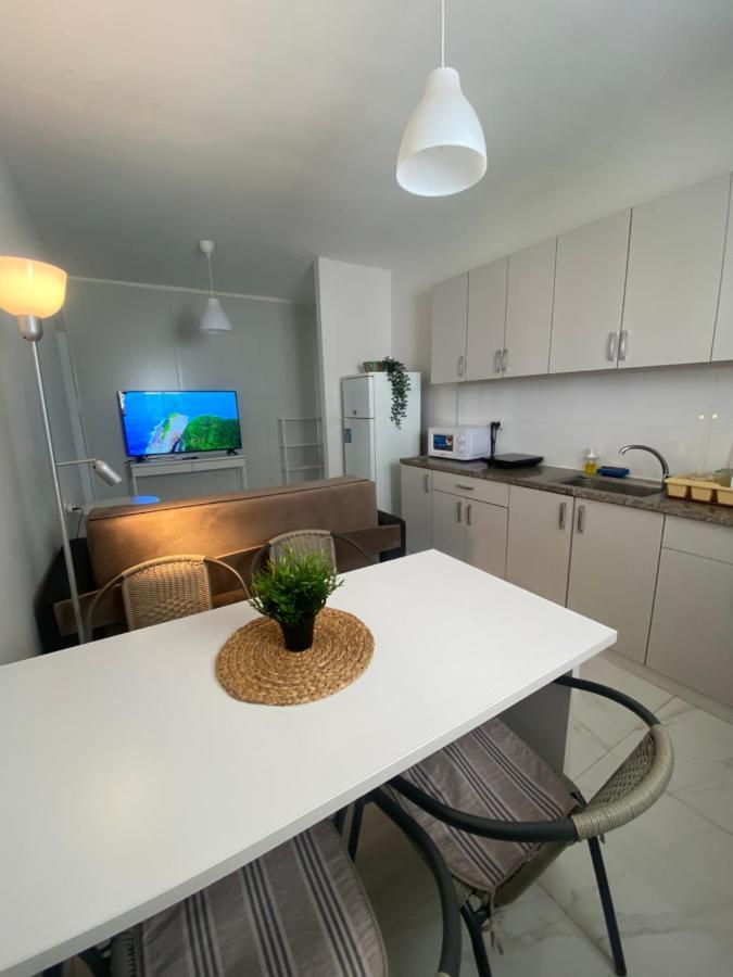 Apartment Oskar Beach 바트얌 외부 사진