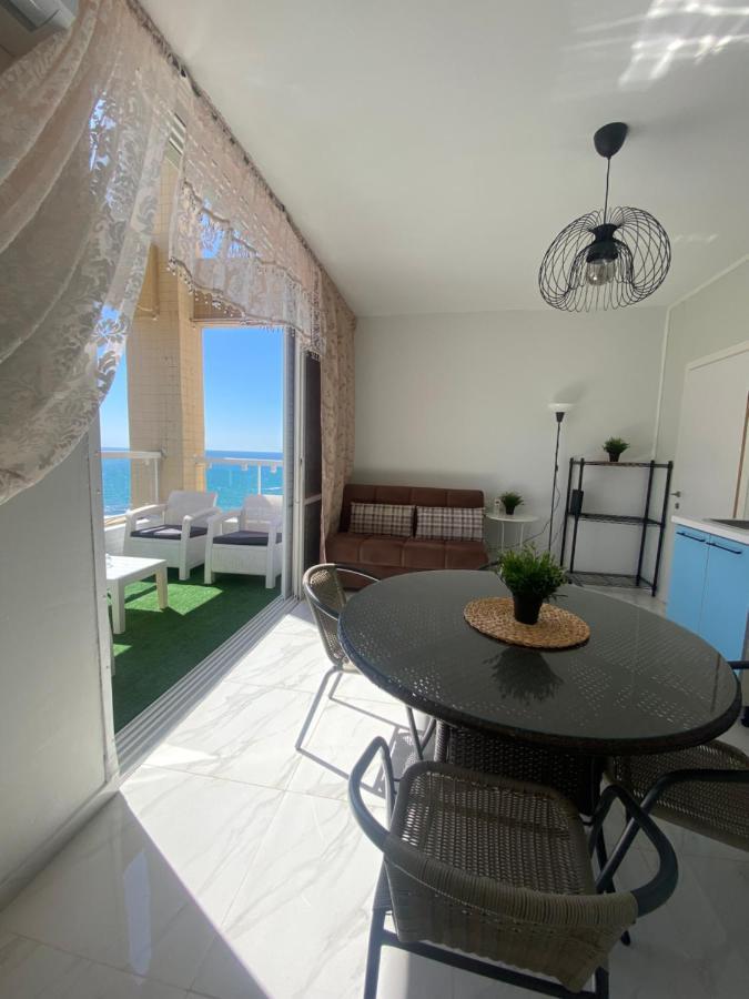 Apartment Oskar Beach 바트얌 외부 사진