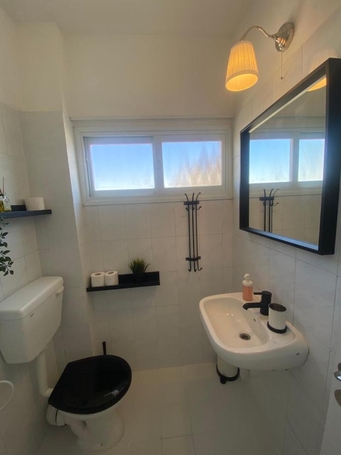 Apartment Oskar Beach 바트얌 외부 사진