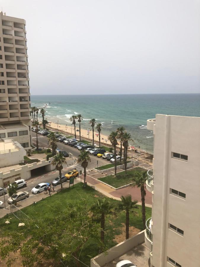Apartment Oskar Beach 바트얌 외부 사진